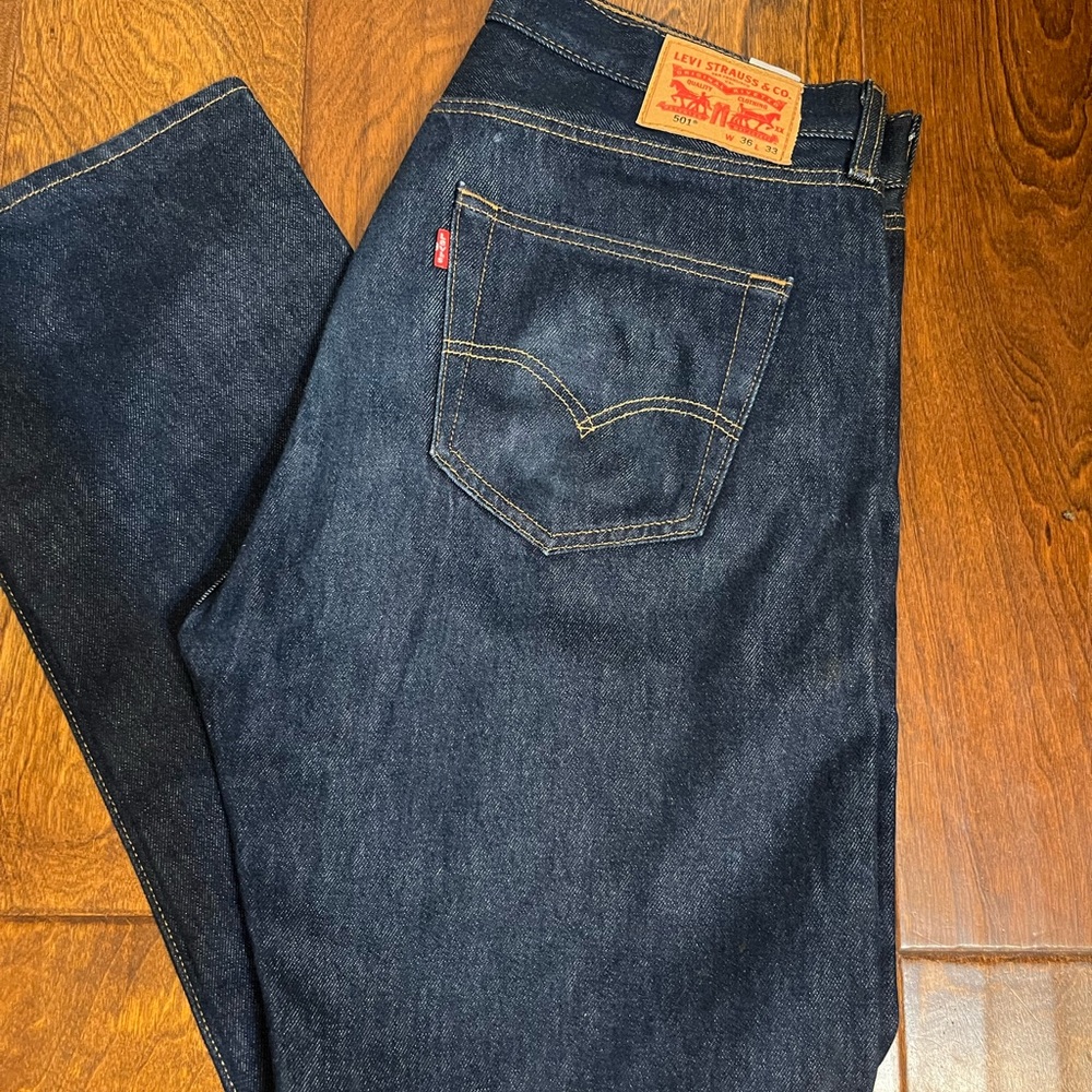 NWOT Levi's Men's 501 Jeans